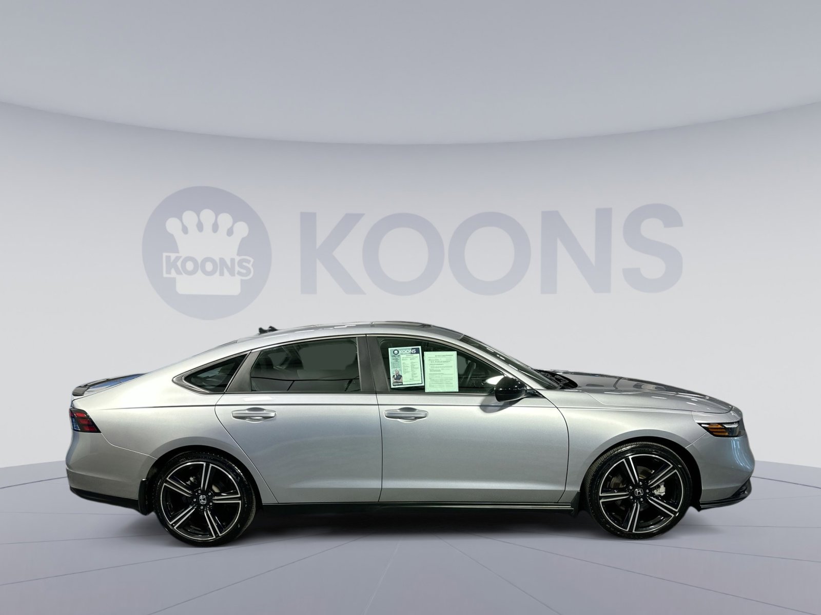 Used 2023 Honda Accord Sport image 8