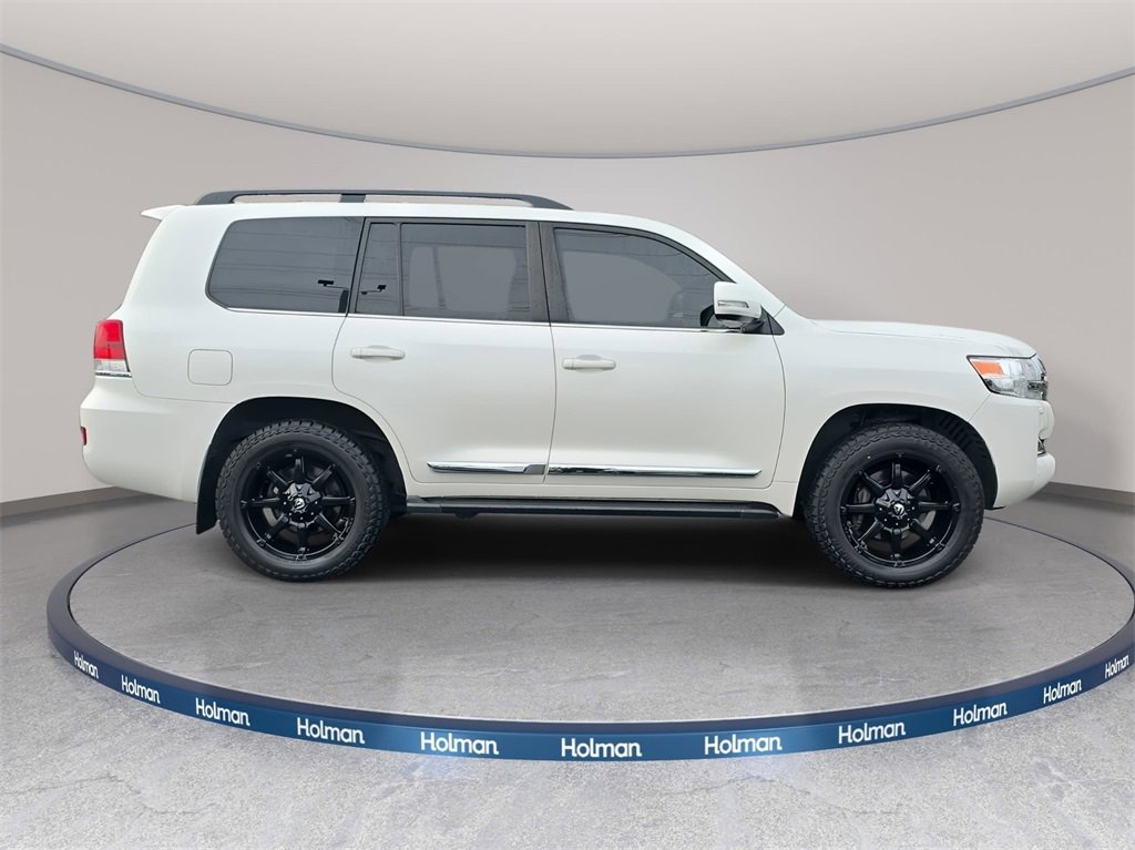 Used 2021 Toyota Land Cruiser image 4