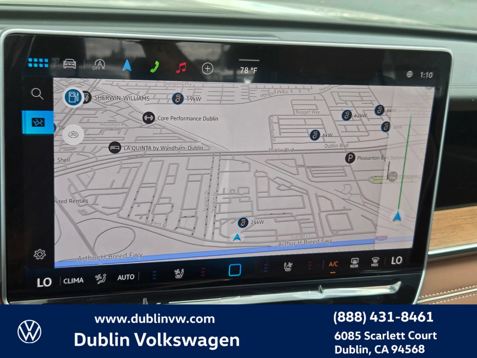 New 2026 Volkswagen Tiguan SEL R-Line AWD/4WD image 16