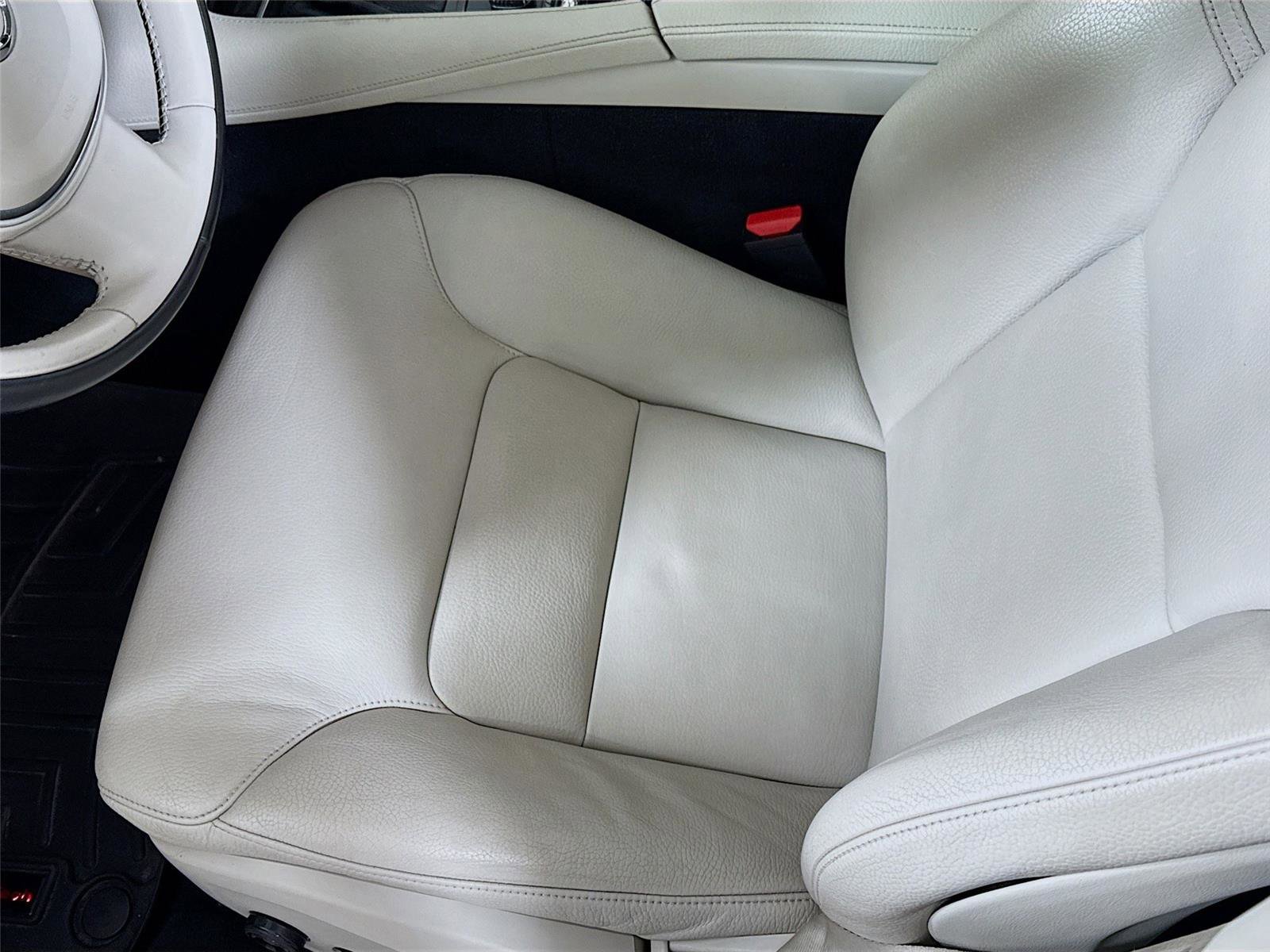 Used 2018 Volvo S90 T5 Momentum w/ Convenience Package image 13