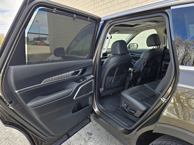Used 2023 Kia Telluride EX image 37