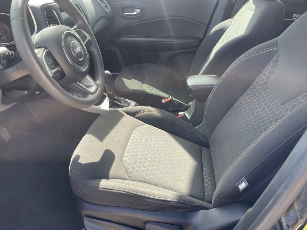 Used 2021 Jeep Compass Sport FWD image 9