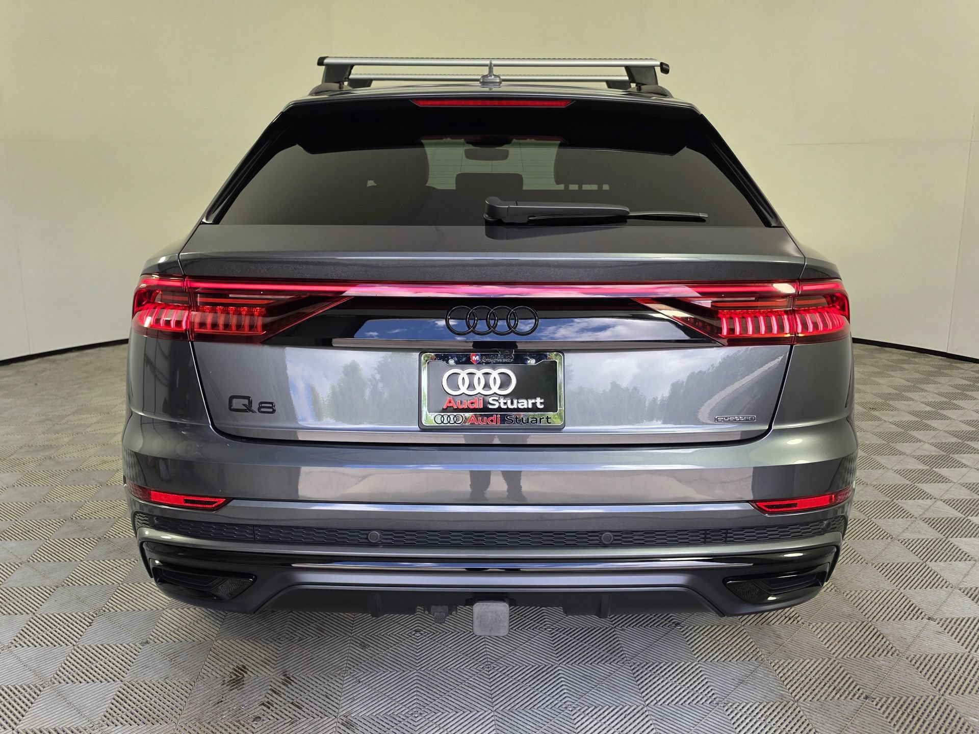 Certified 2023 Audi Q8 Prestige AWD/4WD image 39