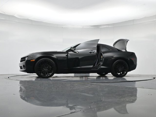 Used 2013 Chevrolet Camaro LS RWD image 53