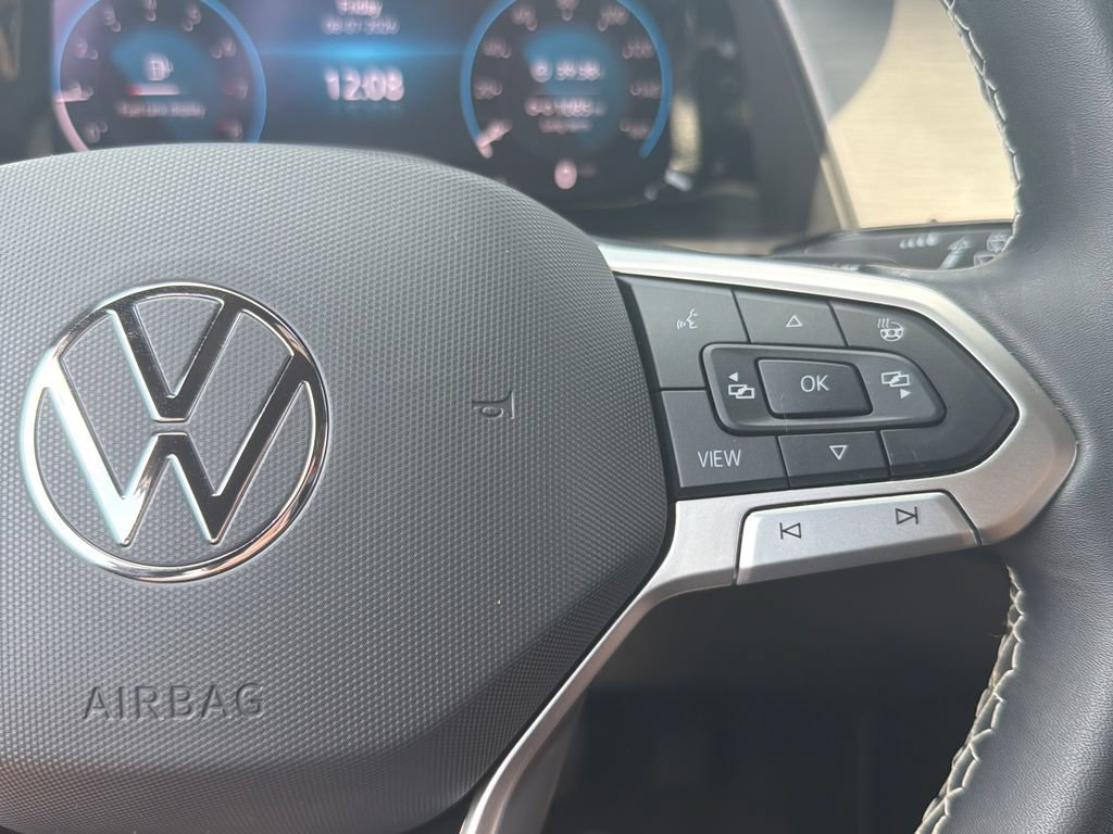 Certified 2024 Volkswagen Atlas Cross Sport SE AWD/4WD image 12