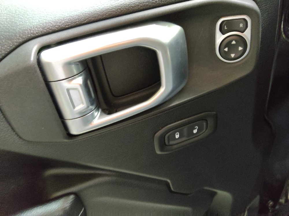 Used 2020 Jeep Wrangler Unlimited Sport AWD/4WD image 27