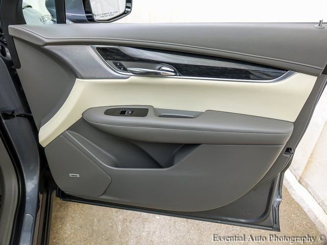 Used 2021 Cadillac XT6 Premium Luxury image 25