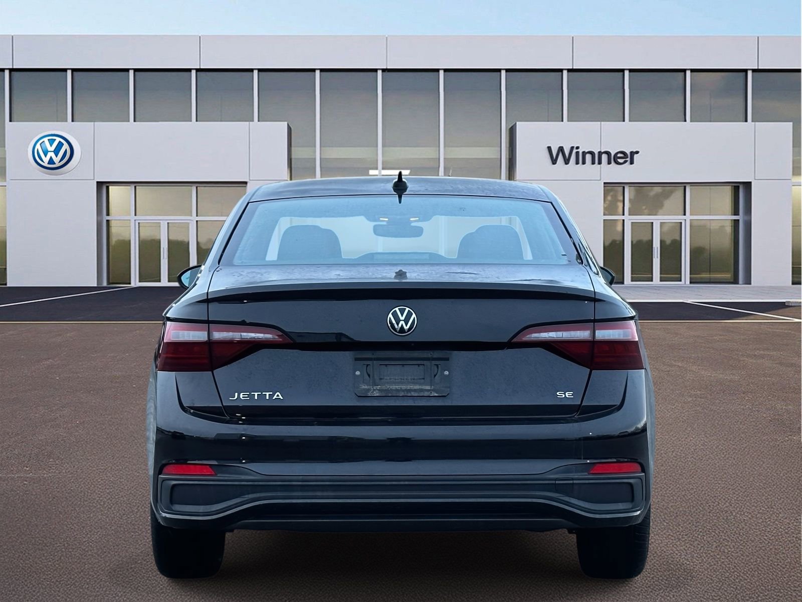 Used 2024 Volkswagen Jetta SE w/ Panoramic Sunroof Package image 3