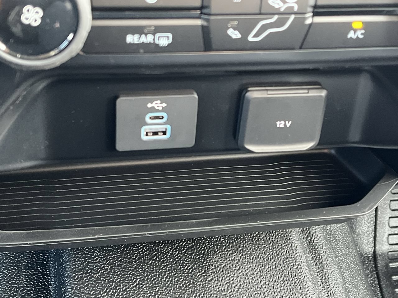 New 2025 Ford F550 4x4 SuperCab Super Duty image 19