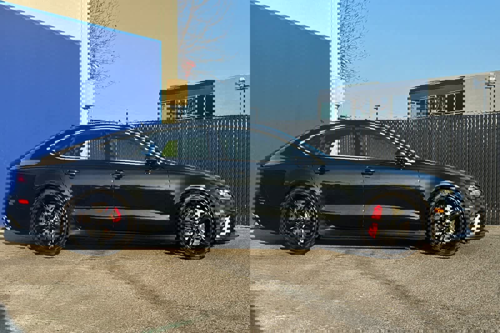 Used 2017 Audi RS 7 Prestige w/ Comfort Seating Package image 2