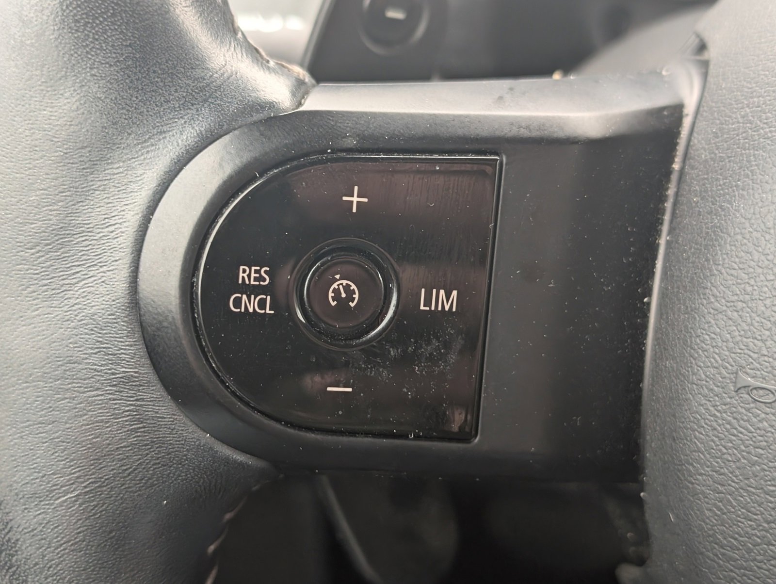 Used 2022 MINI Cooper S image 7