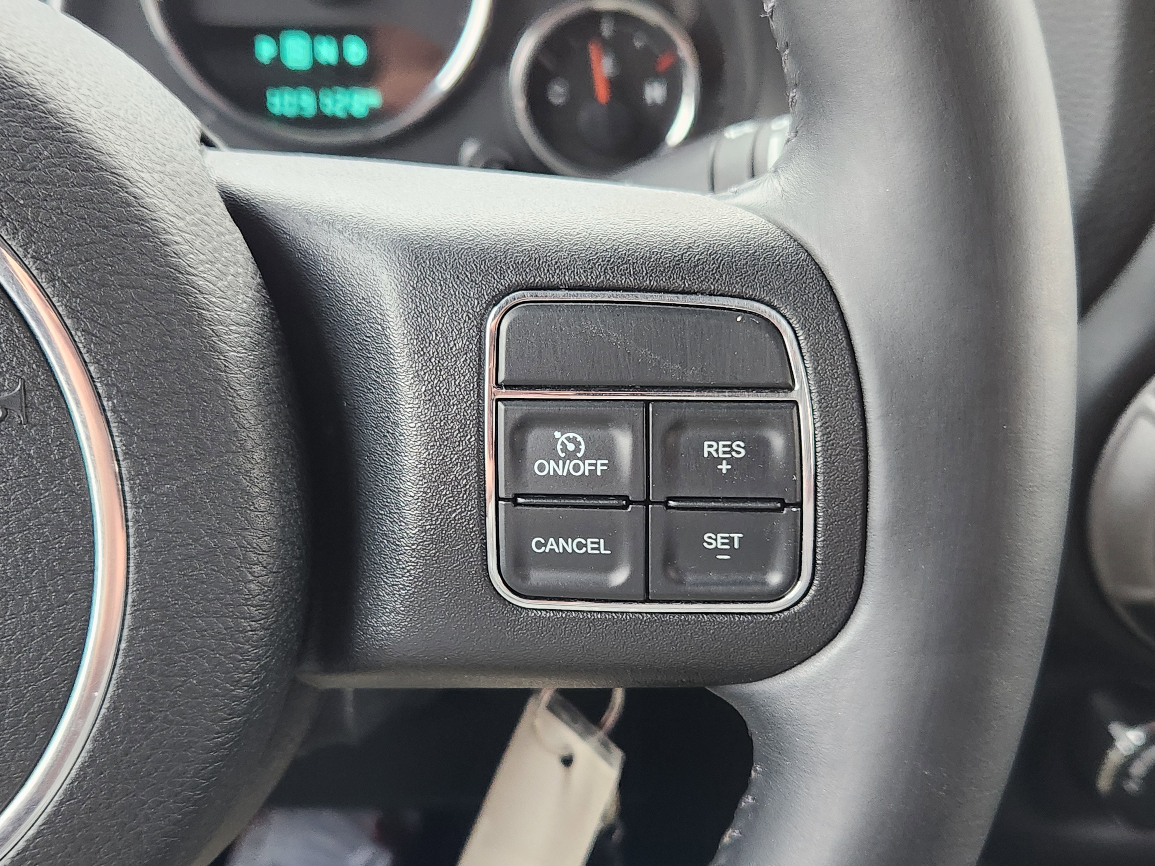 Used 2015 Jeep Wrangler Sport image 30