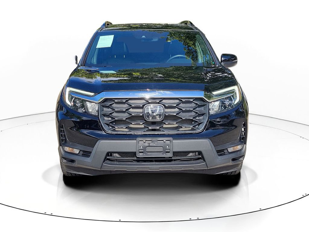 Used 2023 Honda Passport EX-L image 2