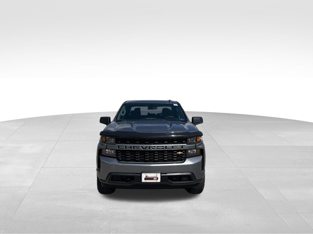 Used 2020 Chevrolet Silverado 1500 Custom w/ Custom Value Package AWD/4WD image 9