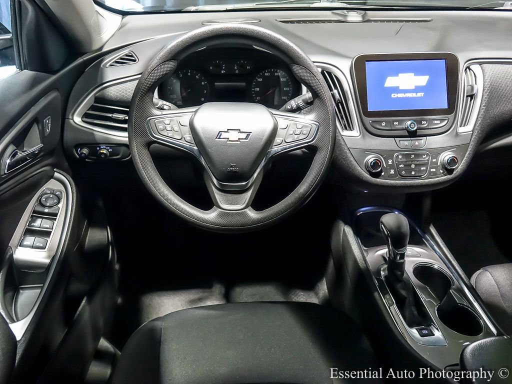 Used 2025 Chevrolet Malibu LT image 16