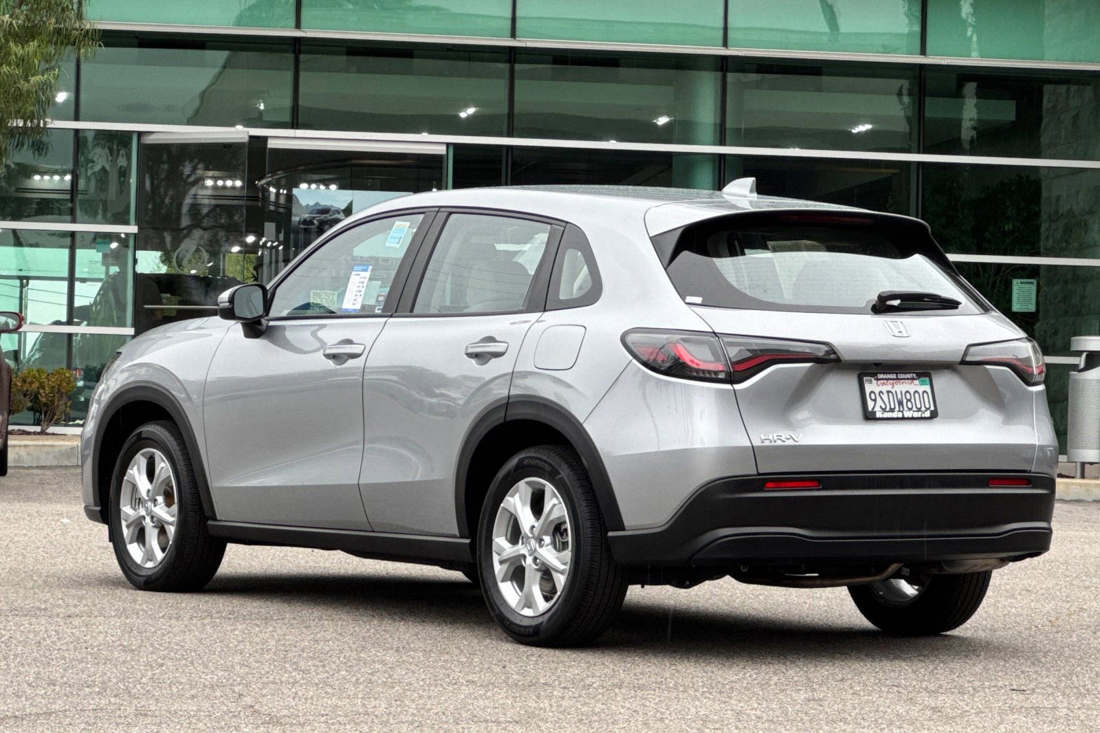 Certified 2025 Honda HR-V LX image 6