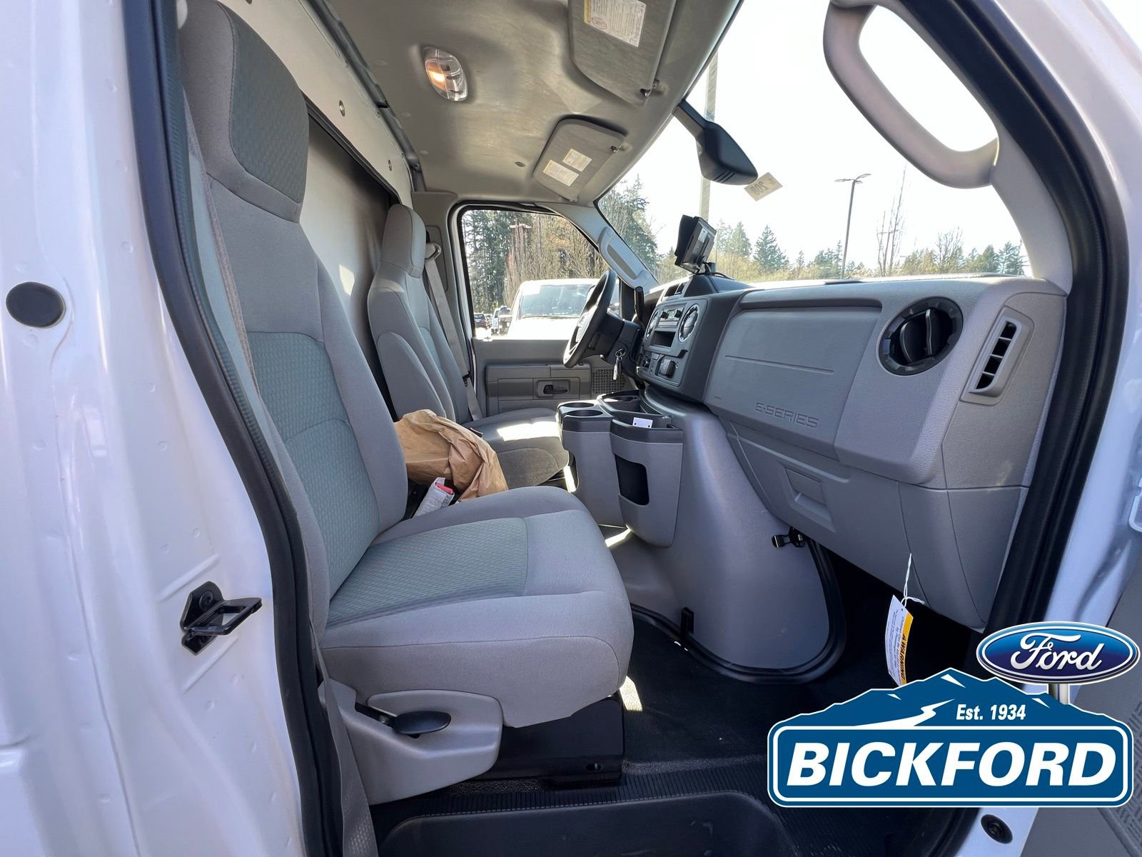 New 2026 Ford E-350 and Econoline 350 Super Duty w/ Interior Upgrade Package image 15