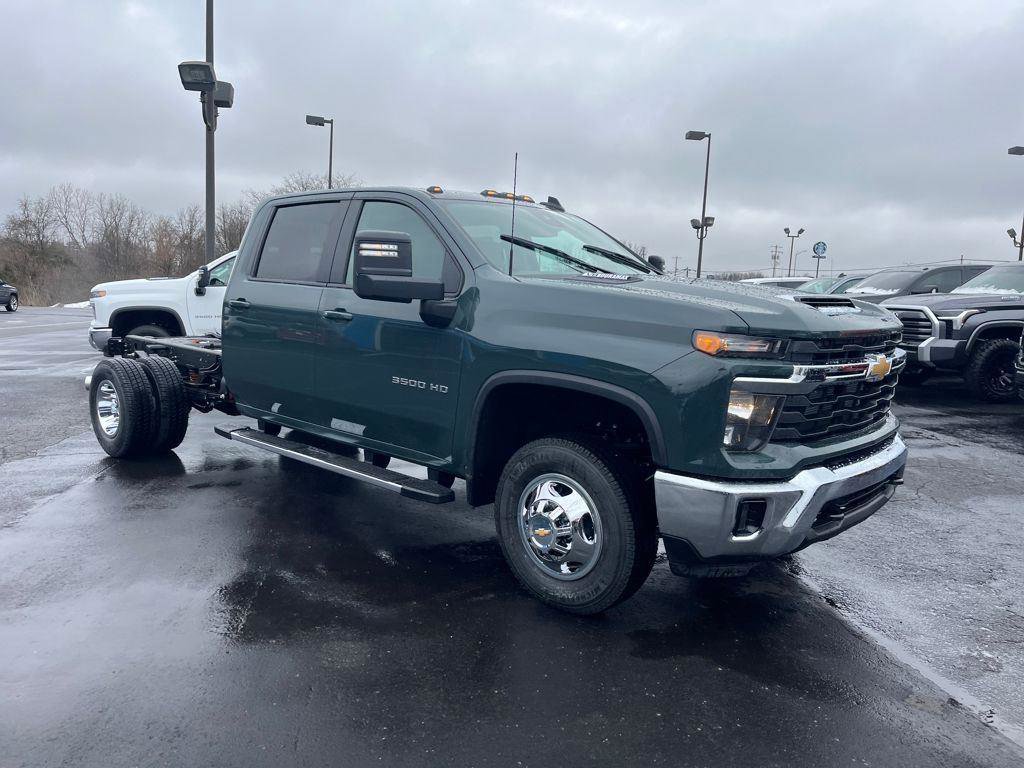 New 2026 Chevrolet Silverado 3500 LT w/ Convenience Package image 7