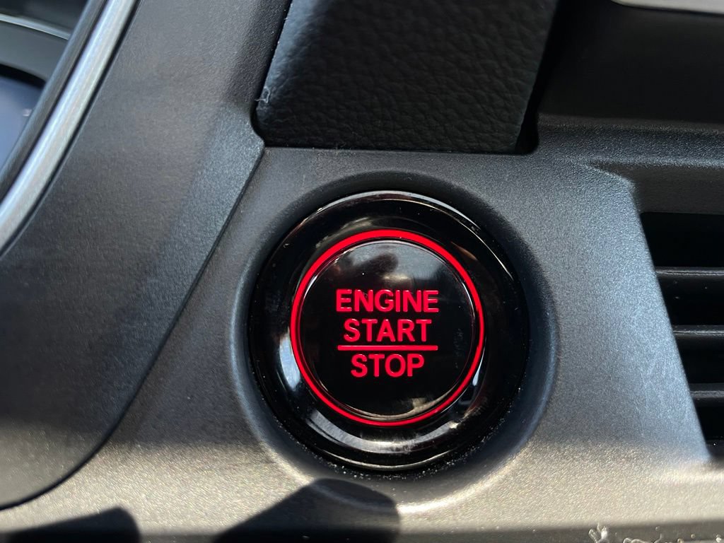 Certified 2025 Honda Pilot Black Edition image 22