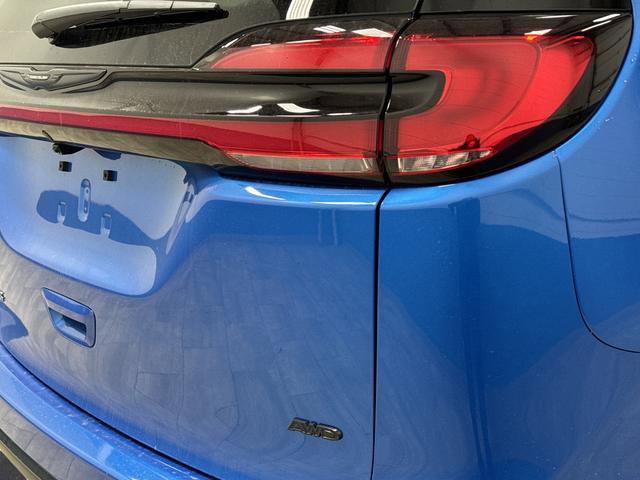 New 2026 Chrysler Pacifica Select image 35