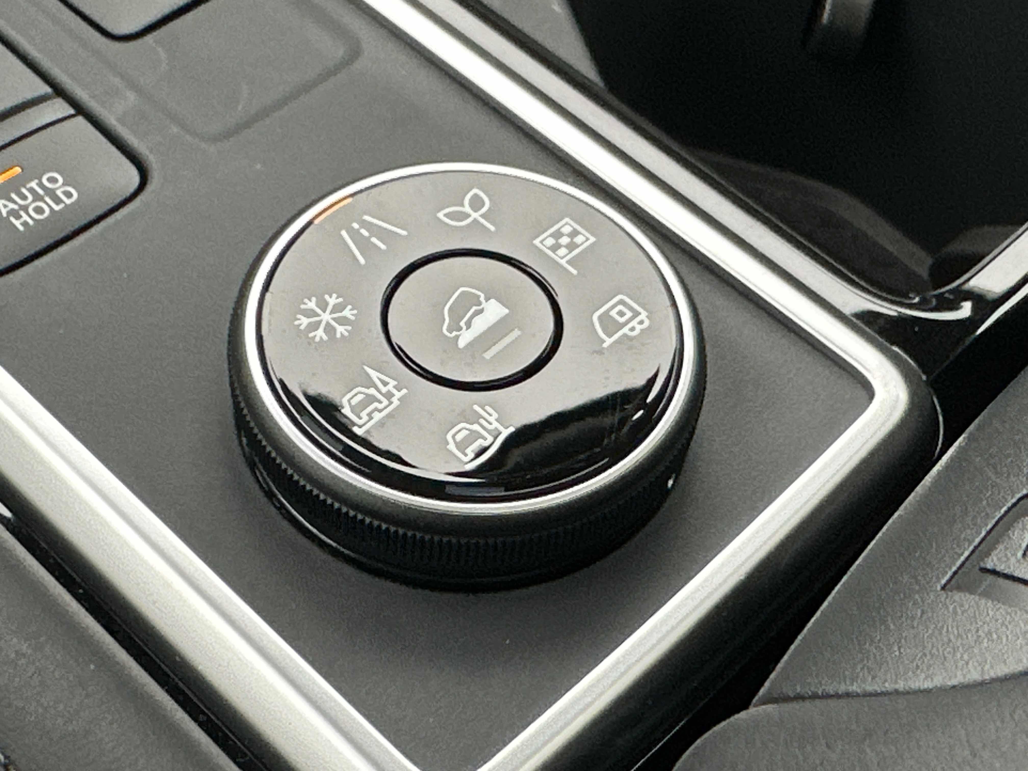 New 2026 Nissan Pathfinder SL AWD/4WD image 38