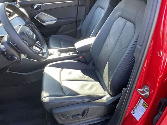 Used 2025 Audi Q3 2.0T Premium image 13