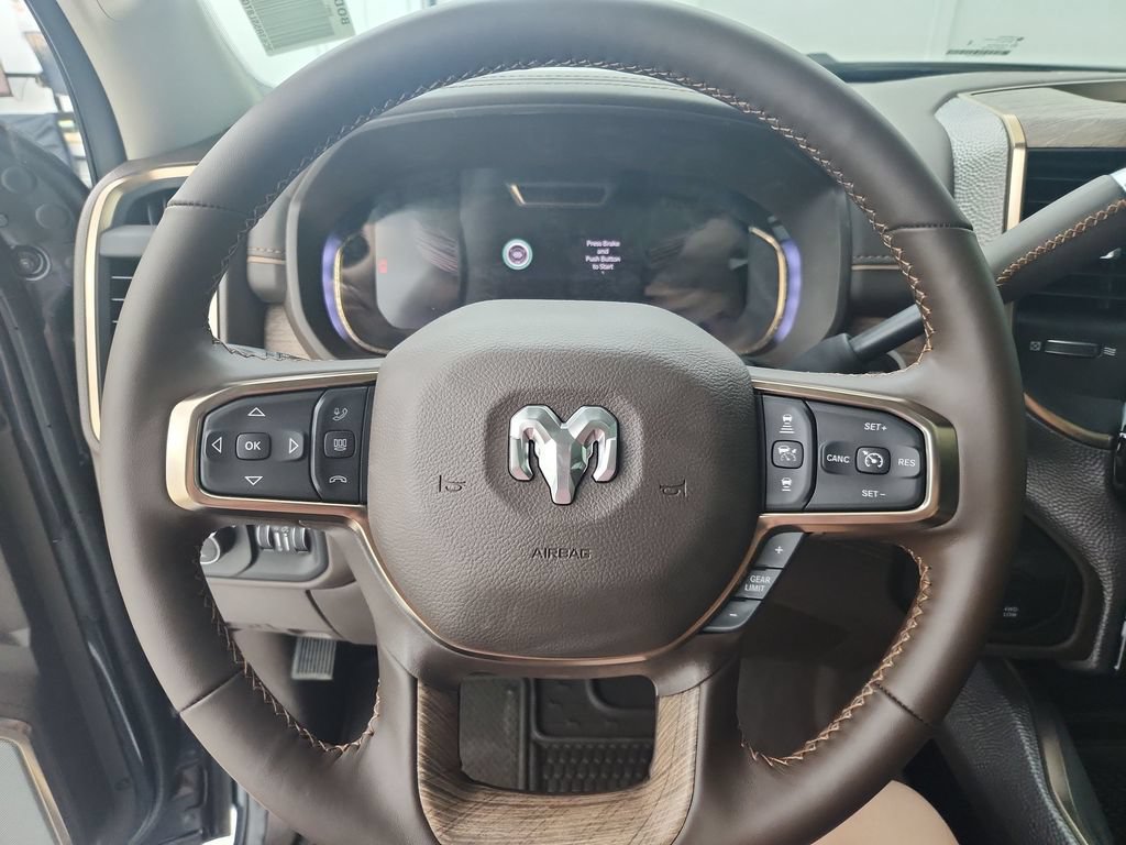 New 2026 RAM 2500 Limited AWD/4WD image 22