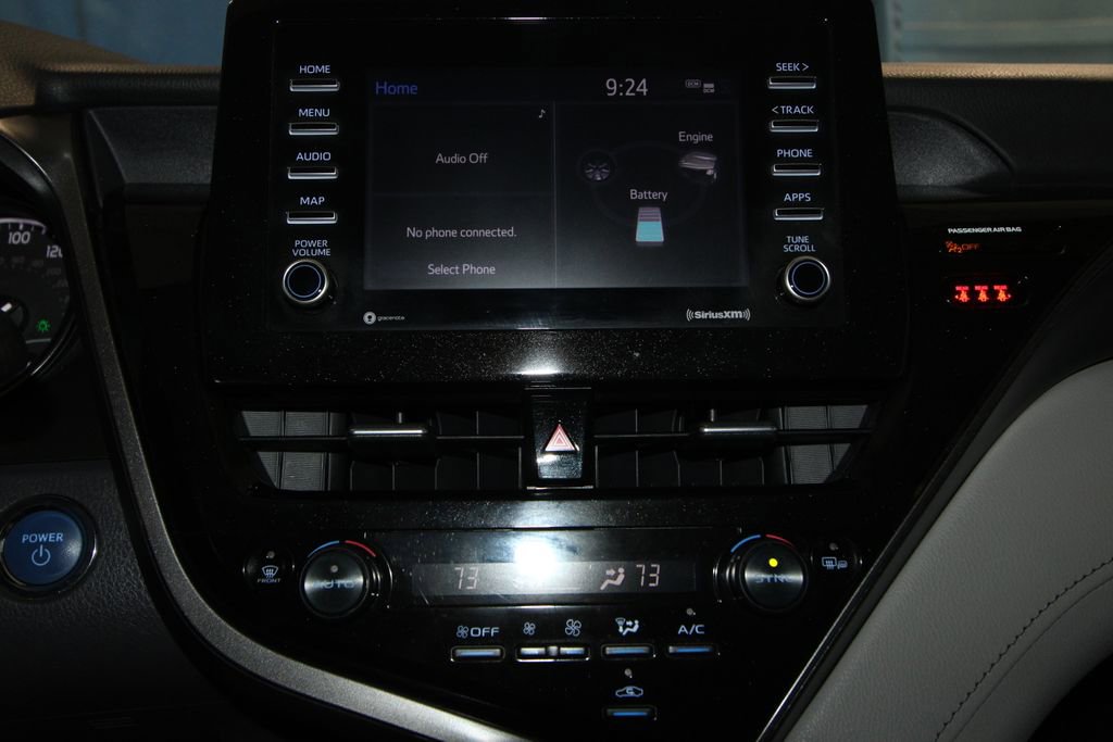 Used 2024 Toyota Camry SE FWD image 14