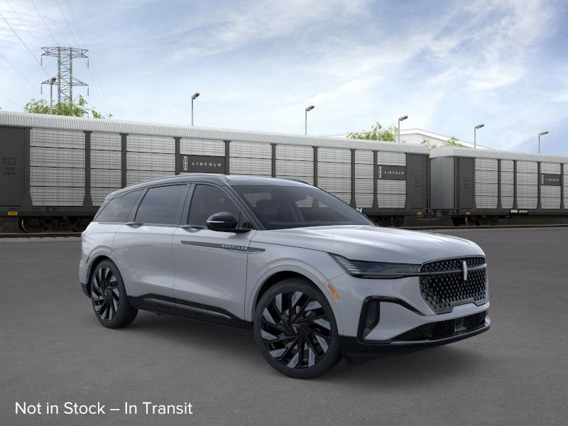 New 2026 Lincoln Nautilus Reserve w/ Jet Appearance Package image 7