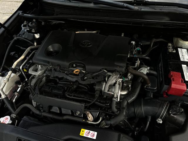 Used 2018 Toyota Camry L image 34