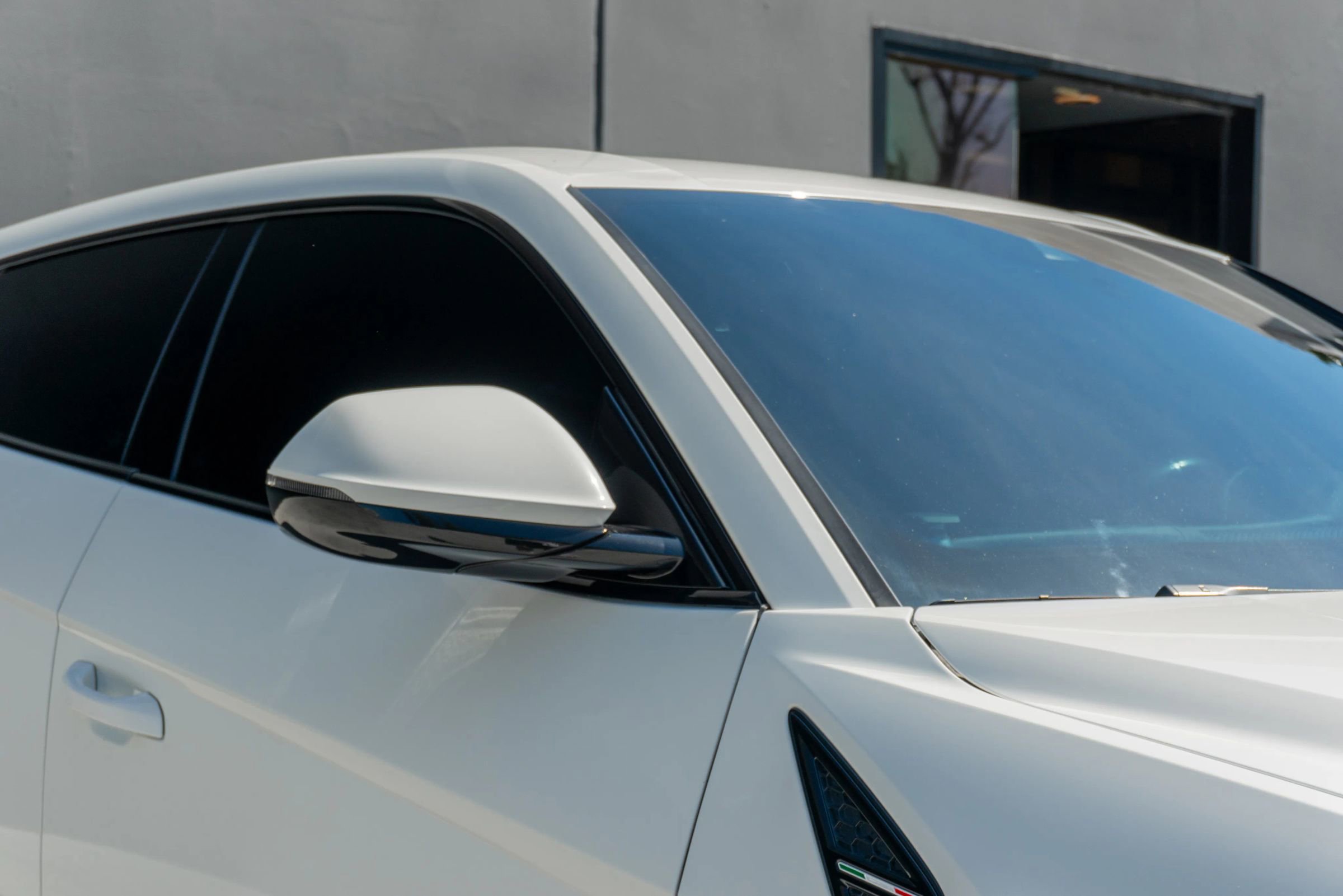 Used 2019 Lamborghini Urus AWD/4WD image 31