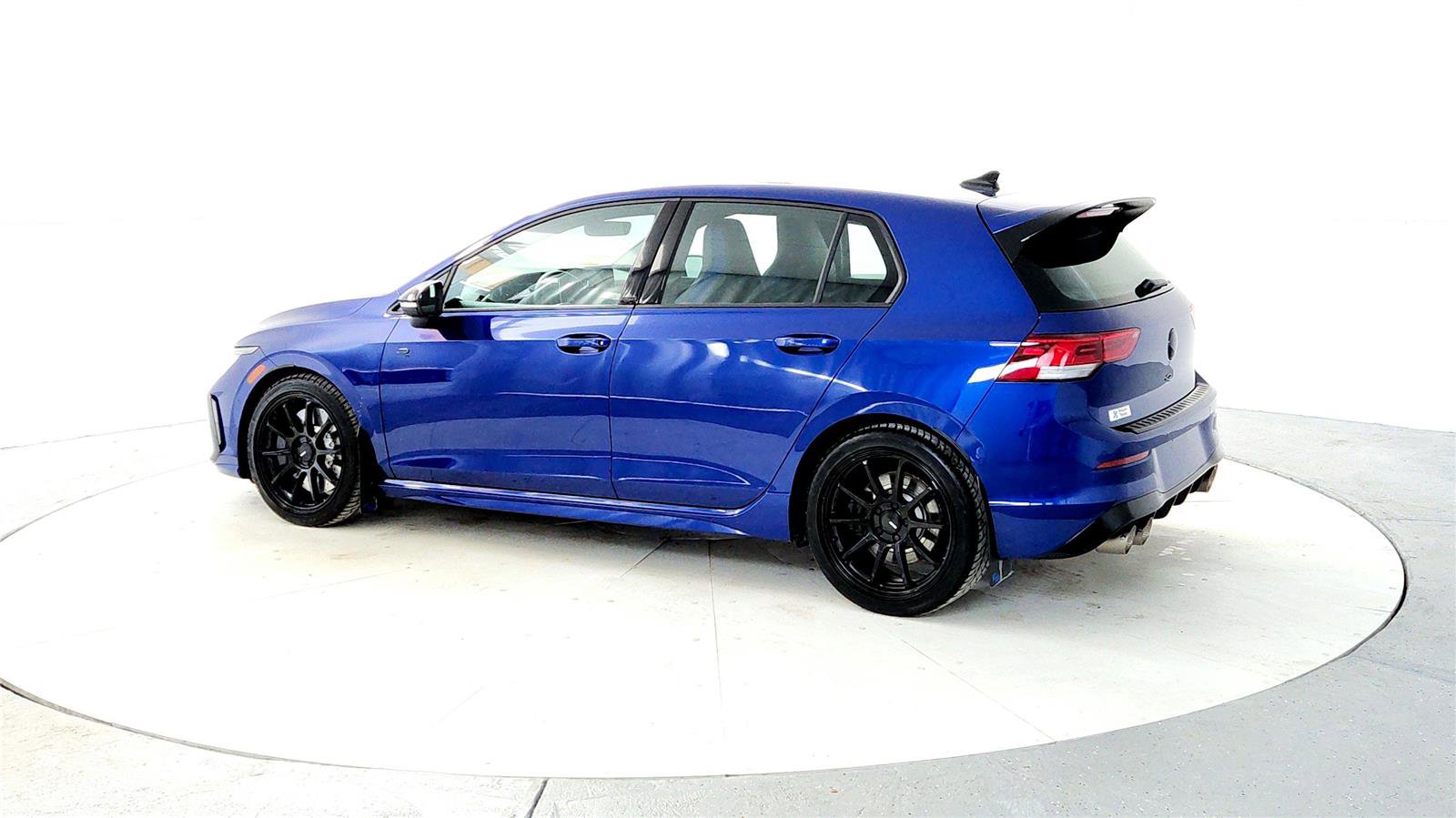Used 2025 Volkswagen Golf R Black Edition image 4
