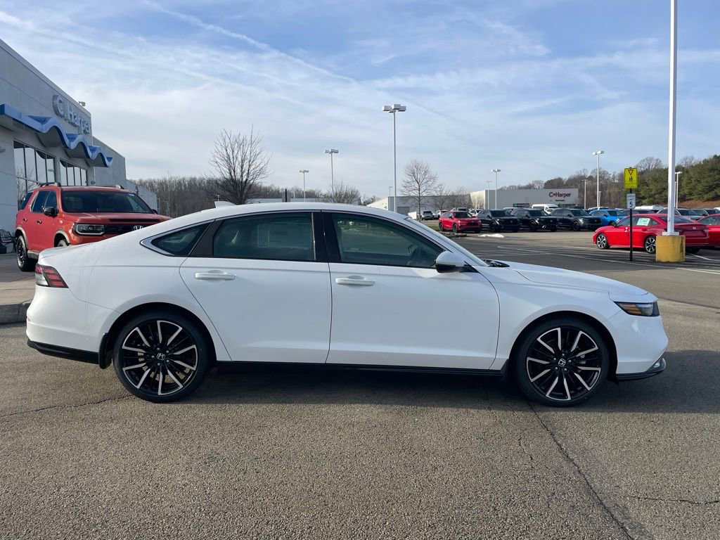 New 2025 Honda Accord Touring image 2