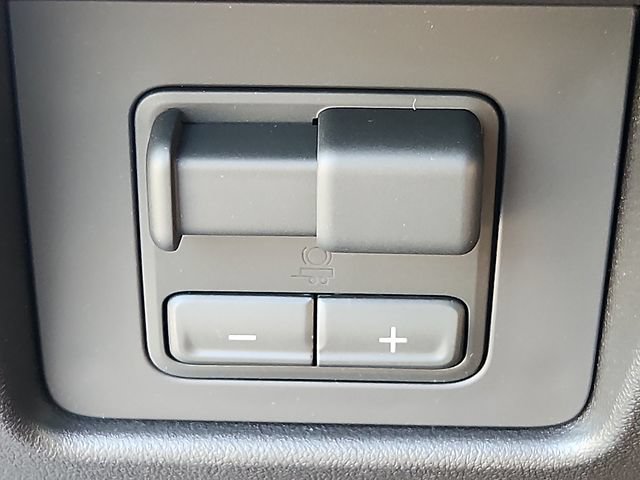 New 2026 GMC Canyon Elevation w/ Convenience Package RWD image 15