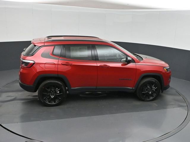 New 2026 Jeep Compass Latitude image 29