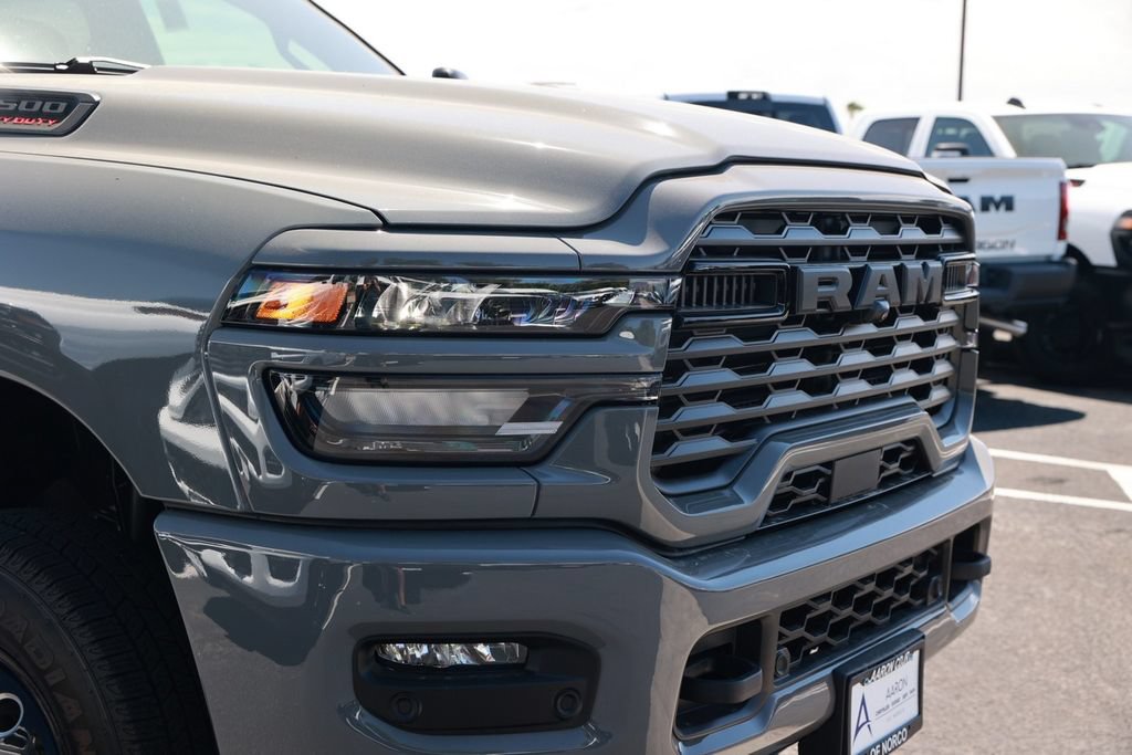 New 2026 RAM 3500 Big Horn AWD/4WD image 7