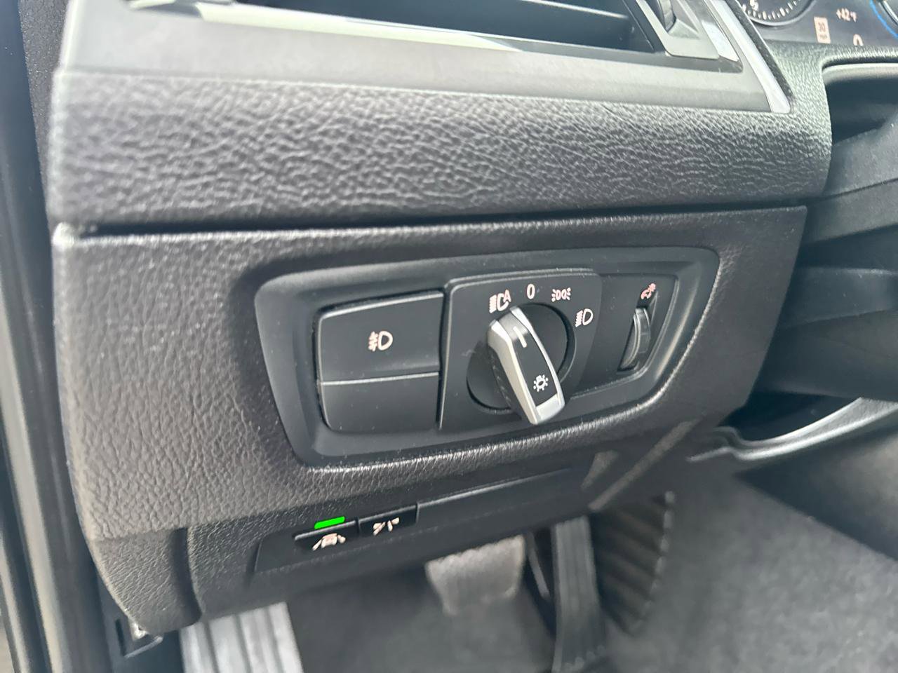 Used 2018 BMW 230i xDrive Convertible image 27