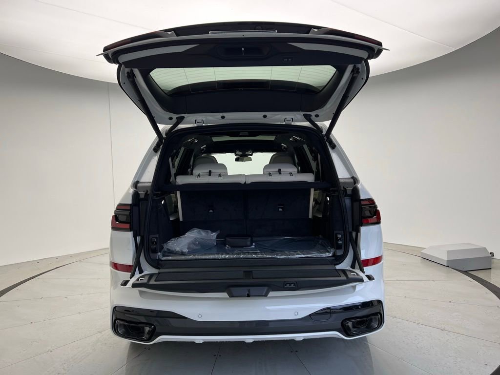 New 2026 BMW X7 xDrive40i w/ M Sport Package image 5