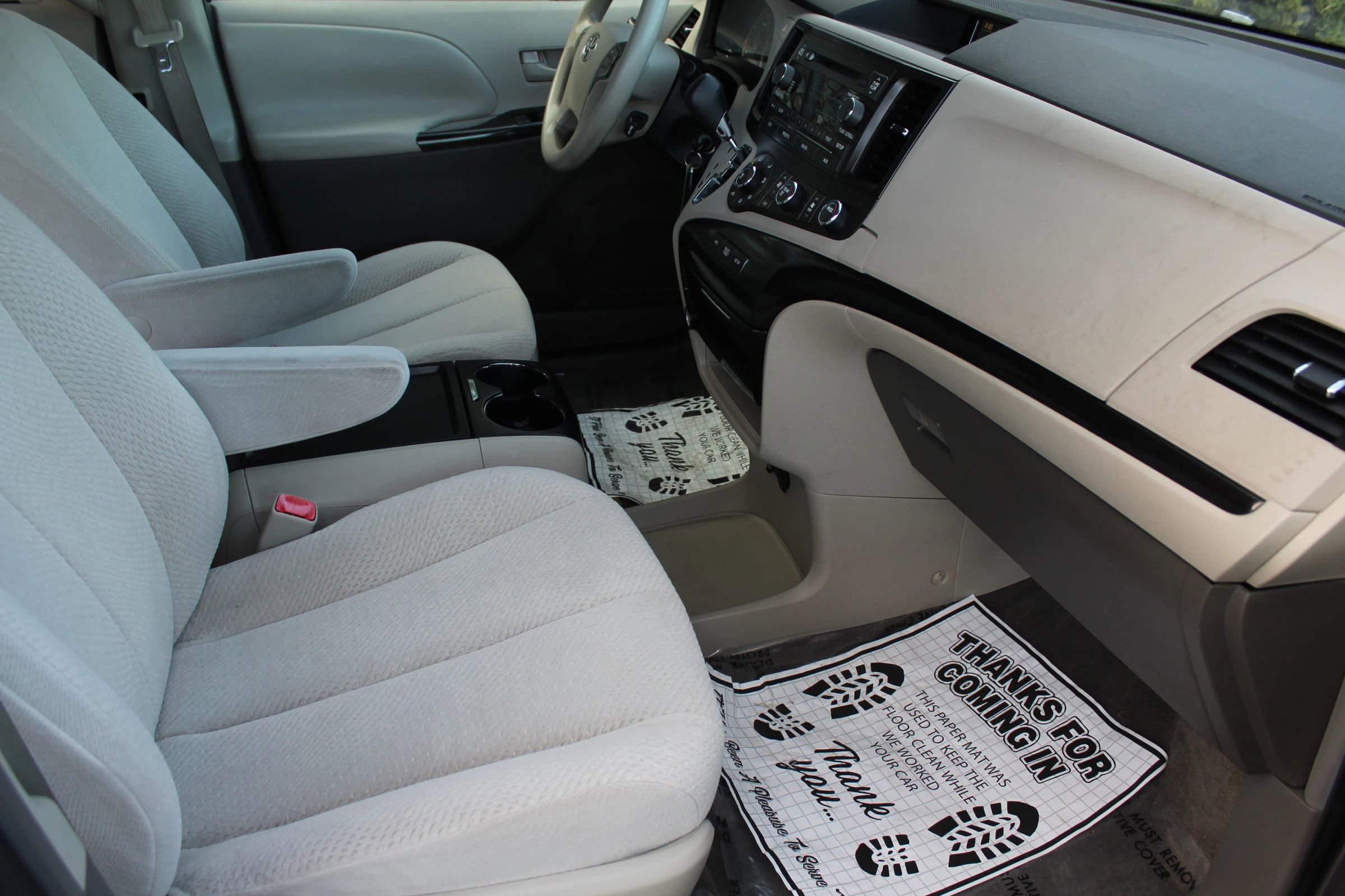 Used 2011 Toyota Sienna LE image 16