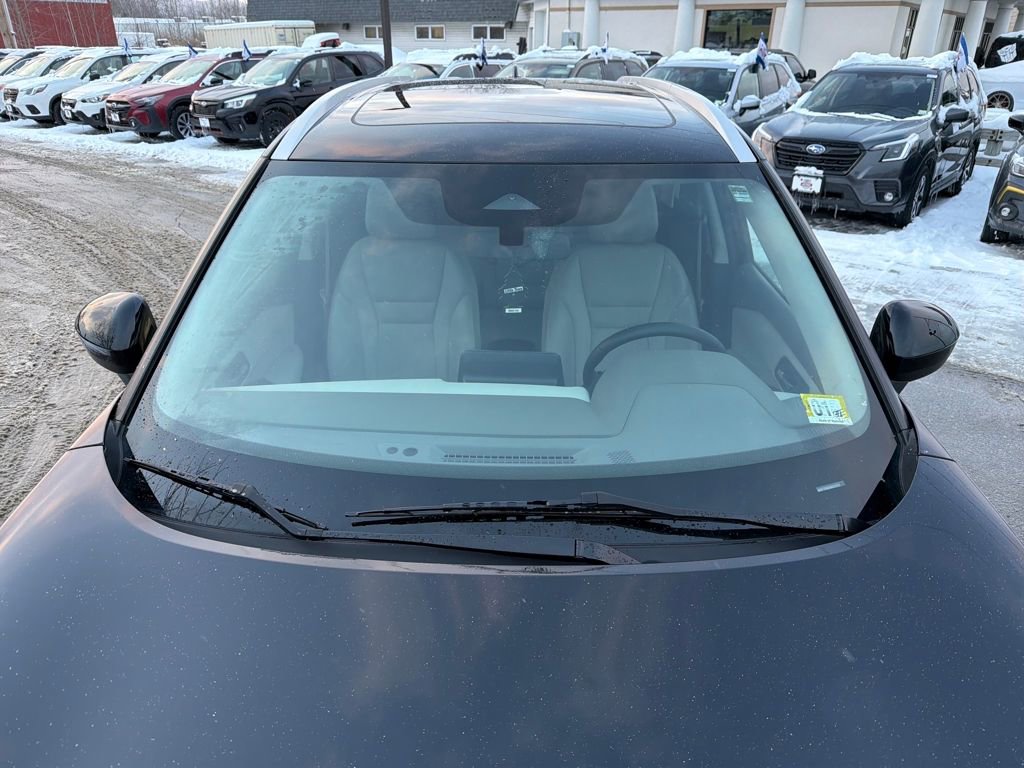 Used 2023 Nissan Rogue SV w/ SV Premium B Package image 8