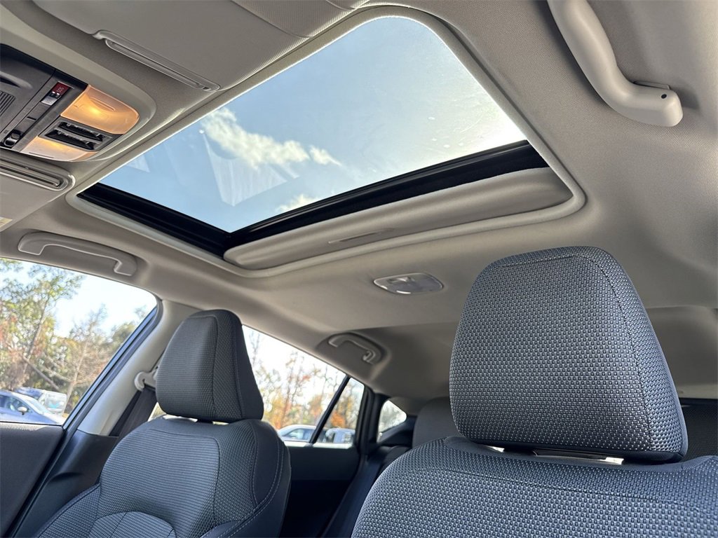 Used 2024 Subaru Crosstrek 2.0i Premium image 14