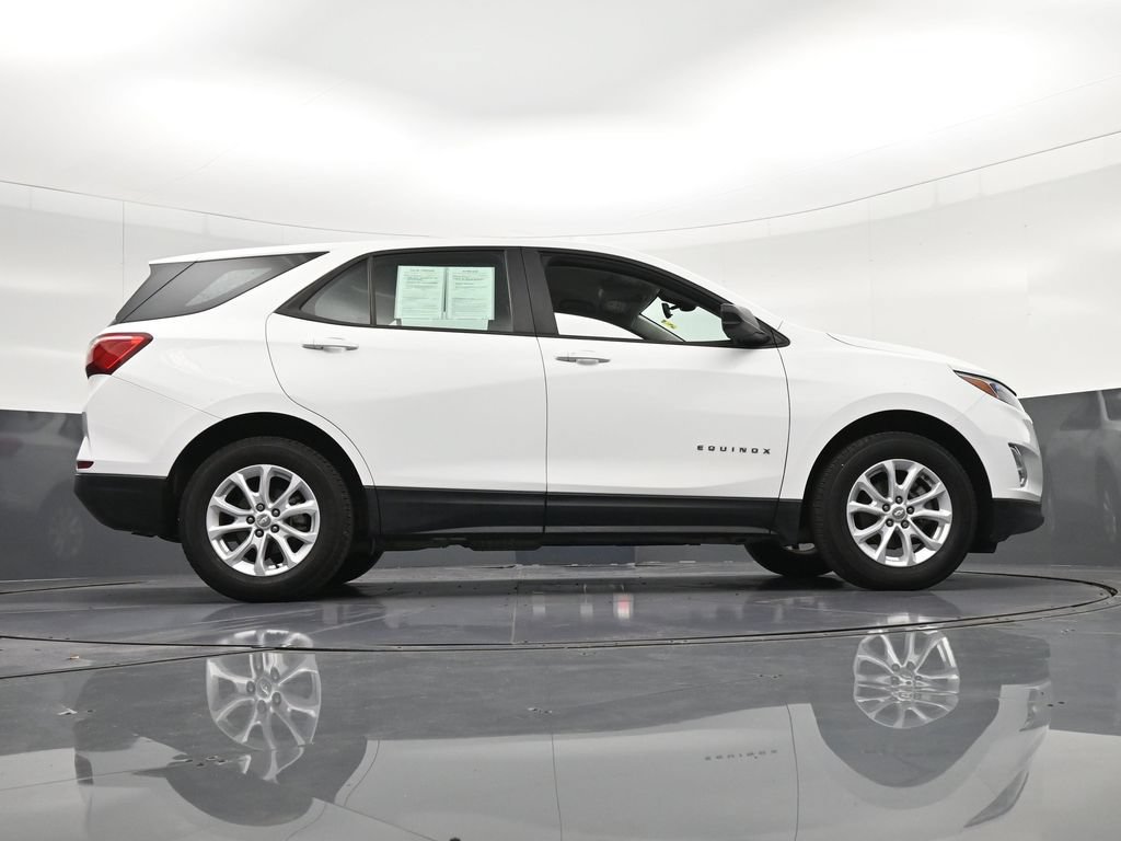 Used 2020 Chevrolet Equinox LS FWD image 27