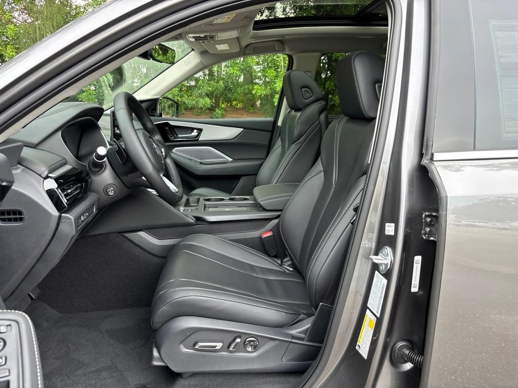 New 2026 Acura MDX w/ Technology Package FWD image 14