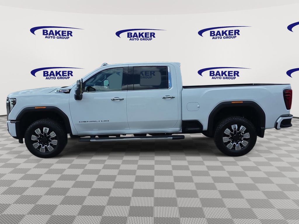New 2026 GMC Sierra 3500 Denali w/ Denali Reserve Package AWD/4WD image 8