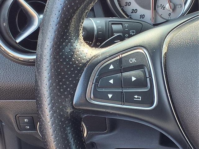 Used 2017 Mercedes-Benz GLA 250 image 15