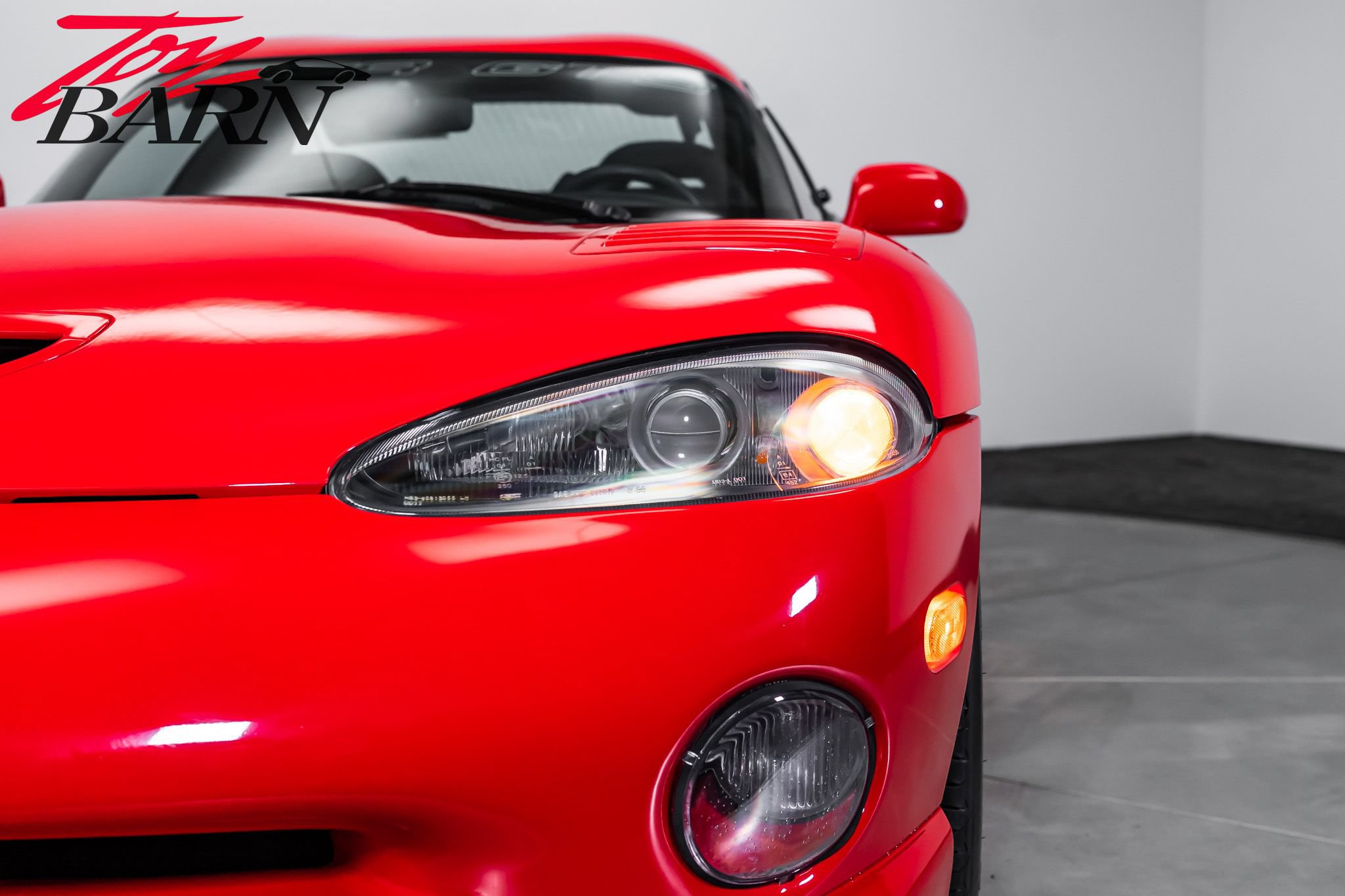 Used 1998 Dodge Viper GTS RWD image 10