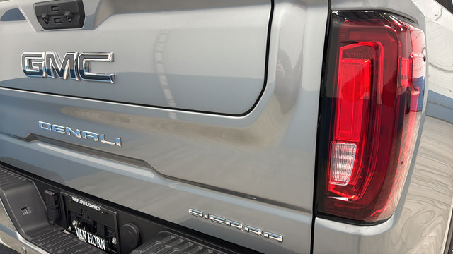 Used 2025 GMC Sierra 1500 Denali Ultimate AWD/4WD image 42