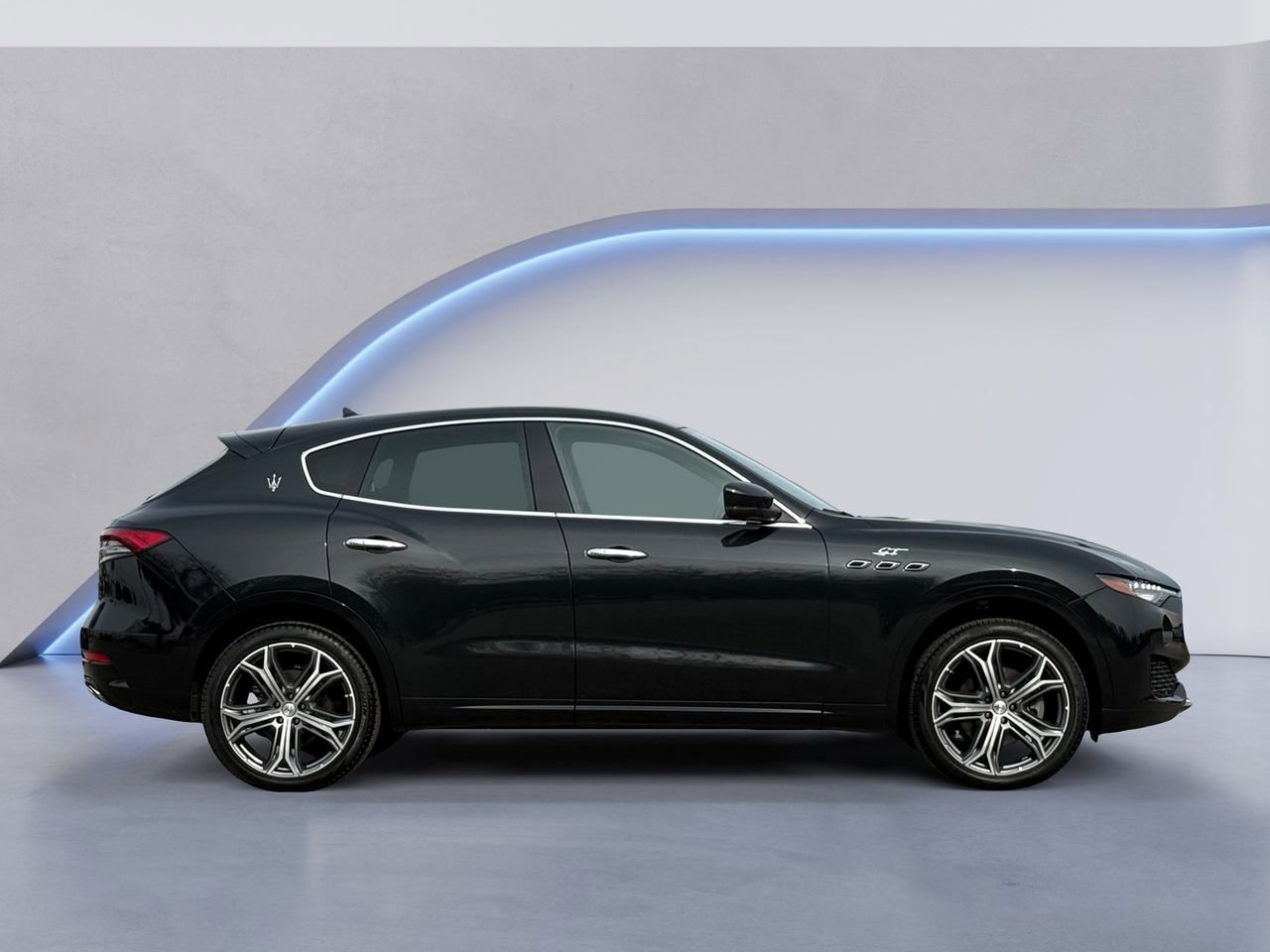 Certified 2023 Maserati Levante GT AWD/4WD image 7
