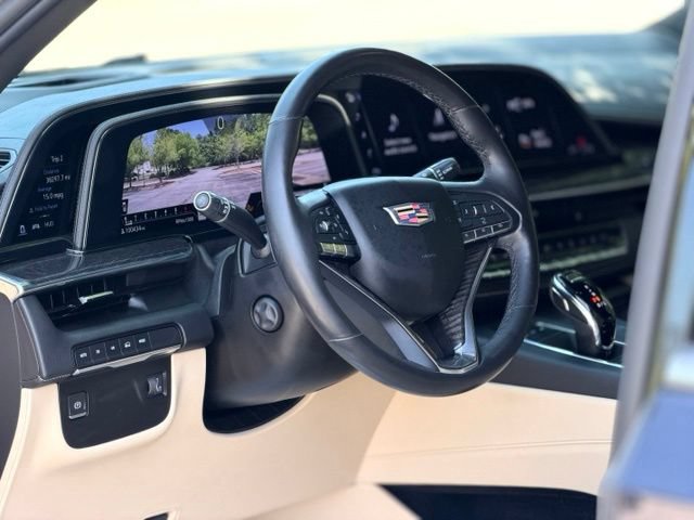 Used 2023 Cadillac Escalade ESV Premium Luxury AWD/4WD image 12
