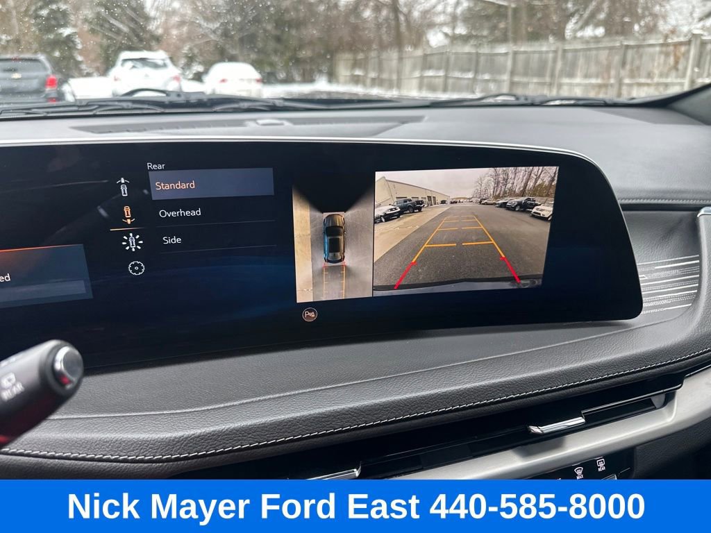 Used 2025 Cadillac XT4 Premium Luxury image 41